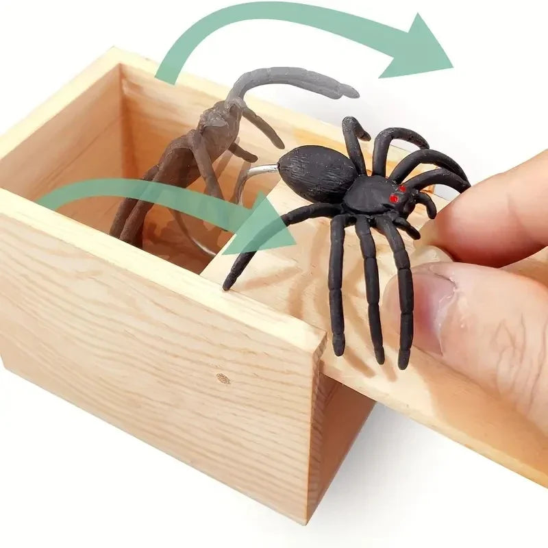 New Trick Spider Funny Scare Box Wooden Hide Box Quality Prank Wooden Scare Box Fun Game Prank Prank Friends Toy Holiday Gift