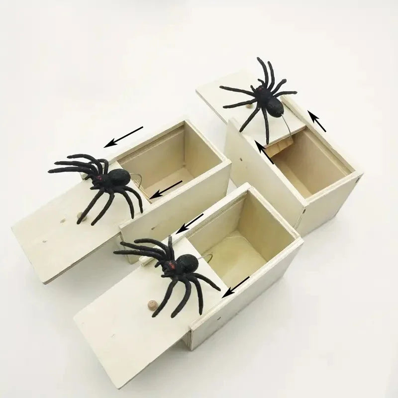 New Trick Spider Funny Scare Box Wooden Hide Box Quality Prank Wooden Scare Box Fun Game Prank Prank Friends Toy Holiday Gift